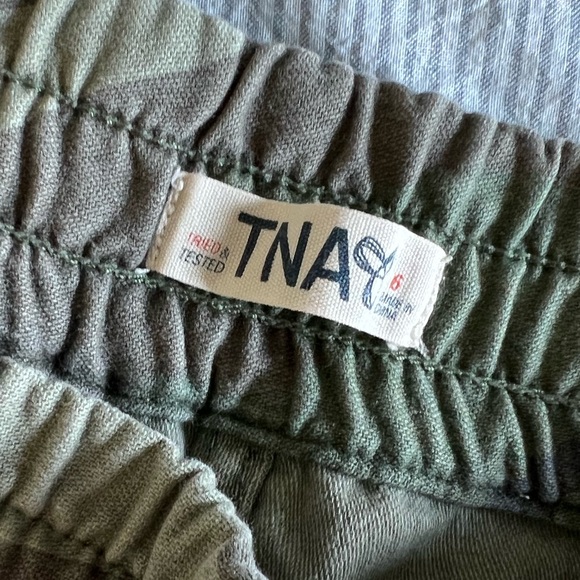 Aritzia TNA joggers - Picture 3 of 5
